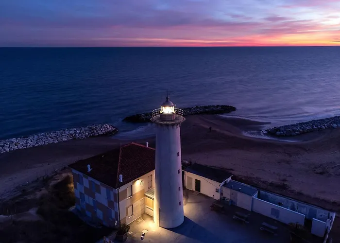 Bright With Terrace *